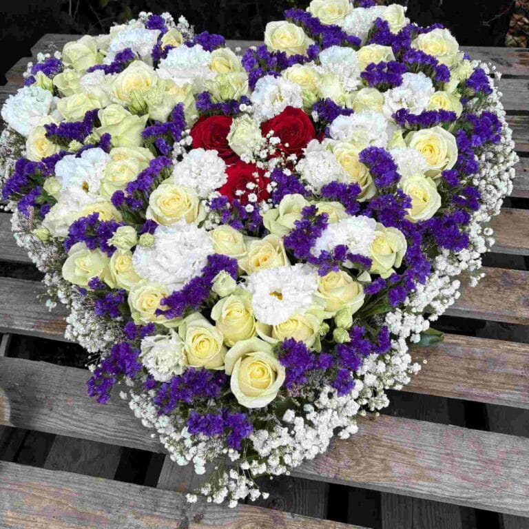 Blumenherz für die Trauerfeier, 60 cm
